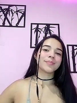 Snapshot of GabyWalter chatting on 01.28.25 GabyWalter online show from 01.28.25