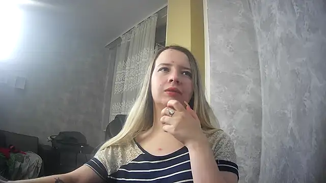ViolaCandy online show from 11.20.25