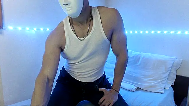 Snapshot of Alexx_Fit023 chatting on 12.25.24 Alexx Fit023 online show from 12.25.24