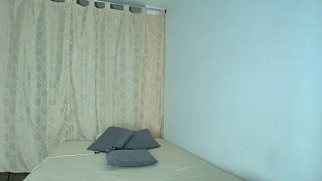 Tinny and Candy online show from 04.28.26