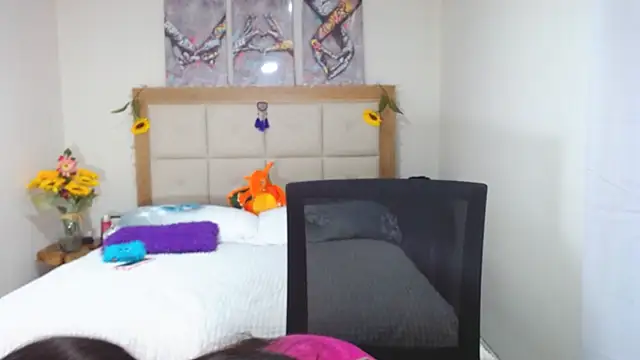 valentina hearts online show from 03.23.25