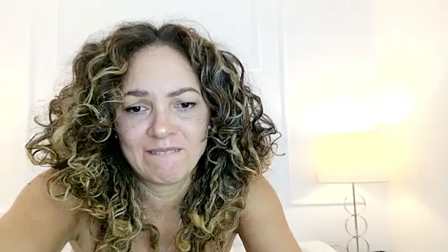 Juliabadlee online show from 07.13.26