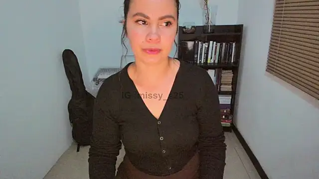 gigi stephans online show from 04.26.26