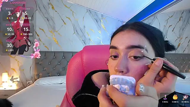 Snapshot of Julieta_De_Los_Angeles chatting on 02.01.25 Julieta De Los Angeles online show from 02.01.25