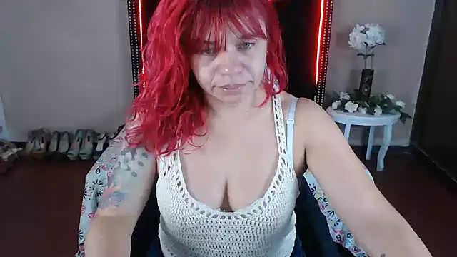 Snapshot of VioletaaaSlave chatting on 02.27.26 VioletaaaSlave online show from 02.27.26