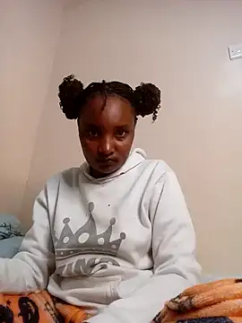 StacyGee24 online show from 10.30.25