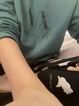 Snapshot of Romsticks chatting on 12.15.25 Romsticks online show from 12.15.25