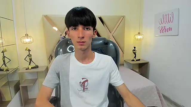 Snapshot of Jake_evans chatting on 09.29.25 Jake evans online show from 09.29.25