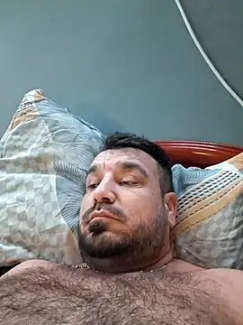 Snapshot of Futacisu chatting on 12.15.25 Futacisu online show from 12.15.25