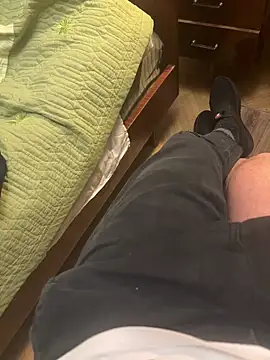 Snapshot of Ariel_Ari chatting on 12.22.24 Ariel Ari online show from 12.22.24