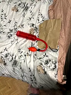 Snapshot of Ariel_Ari chatting on 09.14.25 Ariel Ari online show from 09.14.25