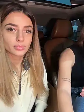 Snapshot of Jasmine_urPrincess chatting on 12.01.25 Jasmine urPrincess online show from 12.01.25