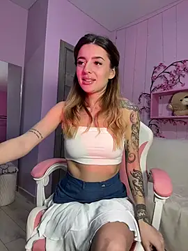 Snapshot of Jasmine_urPrincess chatting on 02.01.26 Jasmine urPrincess online show from 02.01.26