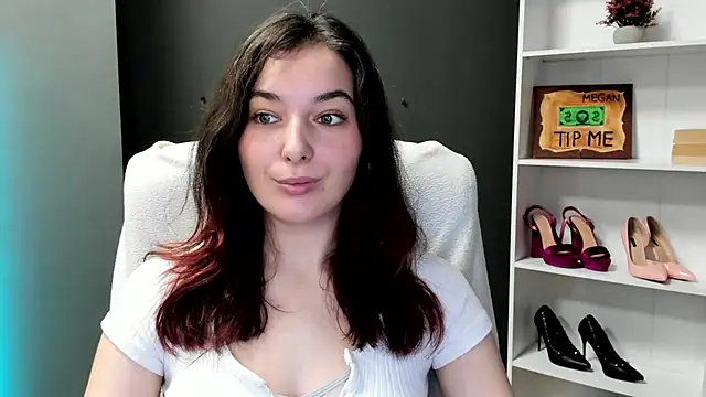 Snapshot of Meagn_Extasy chatting on 06.29.26 Meagn Extasy online show from 06.29.26