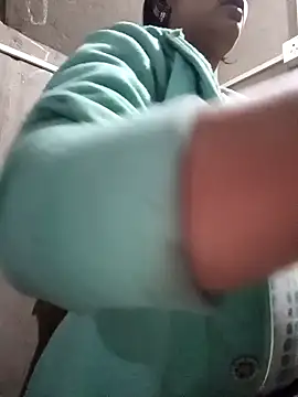 Snapshot of Angel-life chatting on 12.22.24 Angel-life online show from 12.22.24