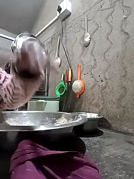 Snapshot of Angel-life chatting on 01.16.25 Angel-life online show from 01.16.25