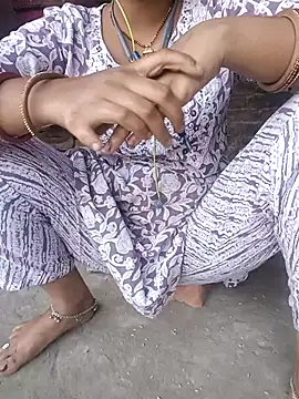 Snapshot of Angel-life chatting on 10.16.25 Angel-life online show from 10.16.25