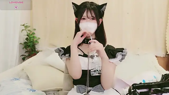 Conatsu online show from 05.04.26