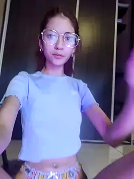 Valentcouple online show from 01.15.25