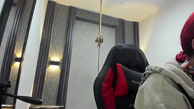 selene red  online show from 06.16.26