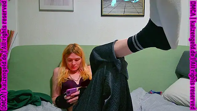 Snapshot of emma_neko chatting on 02.27.25 emma neko online show from 02.27.25