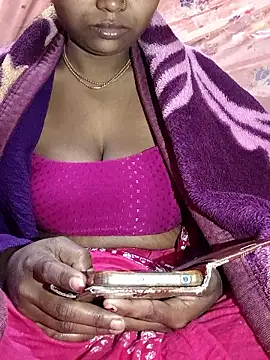 Snapshot of DARK_WINE_ chatting on 01.11.26 DARK WINE online show from 01.11.26