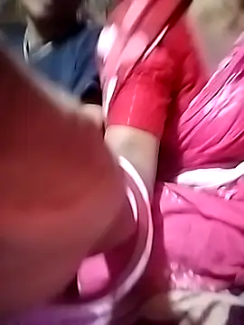 Snapshot of DARK_WINE_ chatting on 02.12.26 DARK WINE online show from 02.12.26