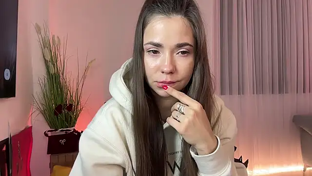 Mika Miller online show from 01.15.26