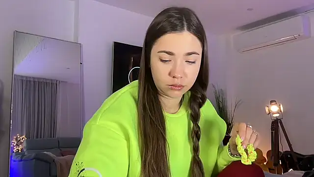 Snapshot of Mika_Miller chatting on 02.03.26 Mika Miller online show from 02.03.26