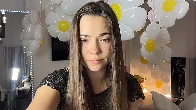 Snapshot of Mika_Miller chatting on 03.16.26 Mika Miller online show from 03.16.26