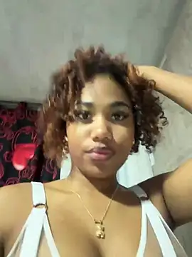 Snapshot of Lya-Kasandra chatting on 02.27.25 Lya-Kasandra online show from 02.27.25