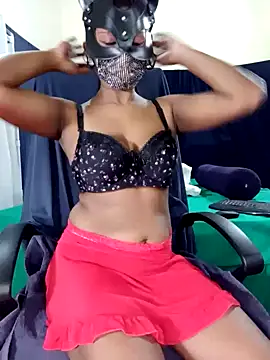 Snapshot of Midnight_Blossom chatting on 01.03.25 Midnight Blossom online show from 01.03.25