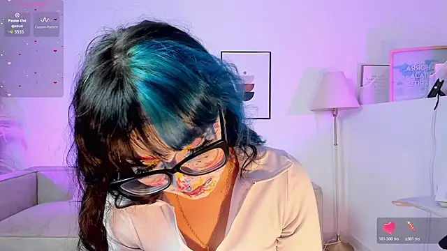 Sweet Namii online show from 11.18.25