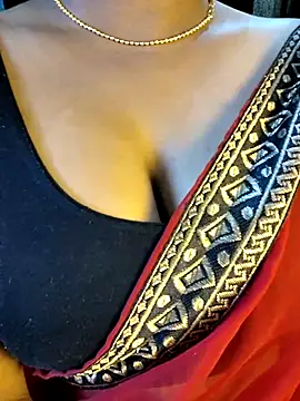 Snapshot of VR_here_4U chatting on 02.15.26 VR here 4U online show from 02.15.26