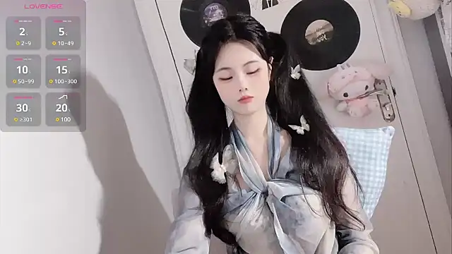 Qedgjwyz1 online show from 03.19.25