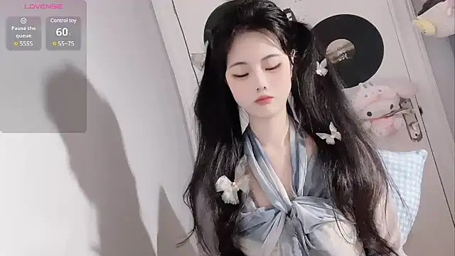 Qedgjwyz1 online show from 03.20.25