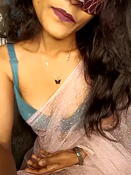 REVA DARLING online show from 01.26.25