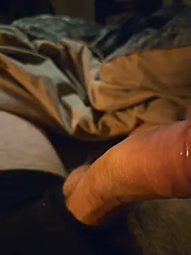 Snapshot of ruffuuss chatting on 03.22.26 ruffuuss online show from 03.22.26