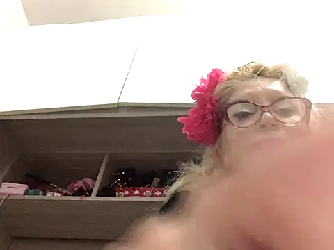 manyaporno online show from 12.04.24