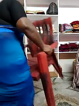 Snapshot of Swapna_143 chatting on 12.14.24 Swapna 143 online show from 12.14.24