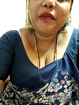 Snapshot of Swapna_143 chatting on 03.08.25 Swapna 143 online show from 03.08.25