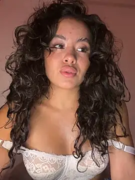 Marie Rose online show from 12.05.24