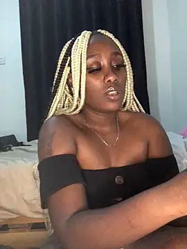 Snapshot of Lola_kims chatting on 02.19.25 Lola kims online show from 02.19.25