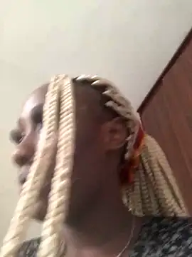 Snapshot of Lola_kims chatting on 03.06.25 Lola kims online show from 03.06.25