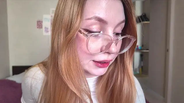 Snapshot of HoneyAudrey chatting on 01.17.26 HoneyAudrey online show from 01.17.26