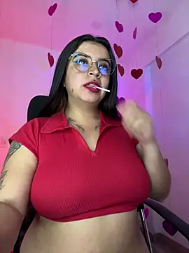 Devilsweet17 online show from 02.14.25