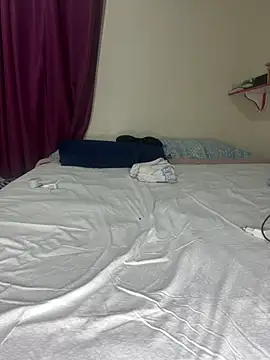 Snapshot of yourblackberry chatting on 01.10.25 yourblackberry online show from 01.10.25