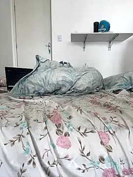 Snapshot of yourblackberry chatting on 01.10.26 yourblackberry online show from 01.10.26