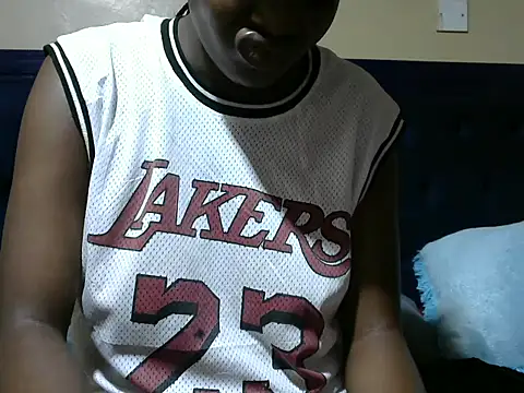 Creamy dolly online show from 03.03.26