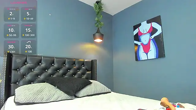 Hannah Miller   online show from 02.13.25